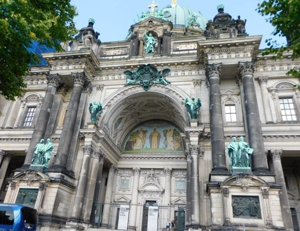 Berliner Dom, Haupteingang