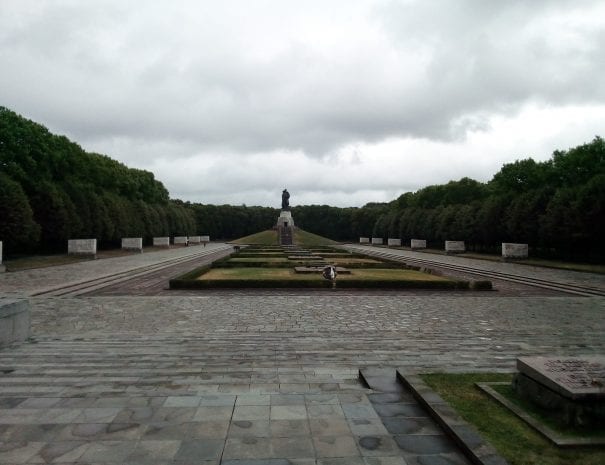 Treptower Prak_Russiches Ehrenmal