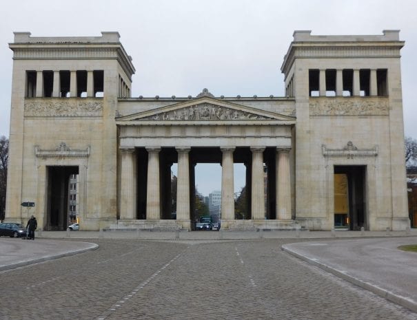 München_Königsplatz_Propyläen